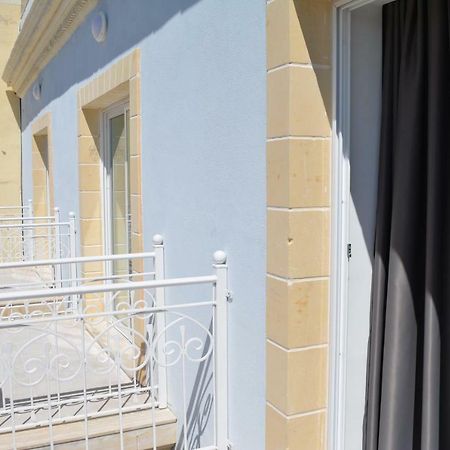 Hortensia 2 Bedroom Apartment セント・ポールズ・ベイ エクステリア 写真